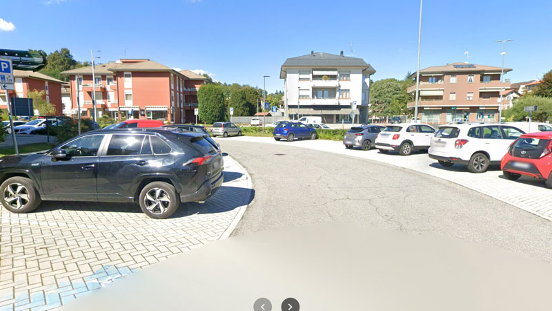 [background image] image of coding on a computer screen (for an ai fintech company)